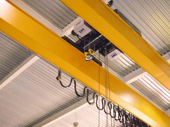 電動(dòng)雙梁起重機(jī)